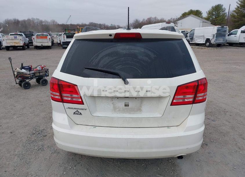 Photo 16 of 2018 Dodge Journey SE (VIN 3C4PDCAB6JT491005)