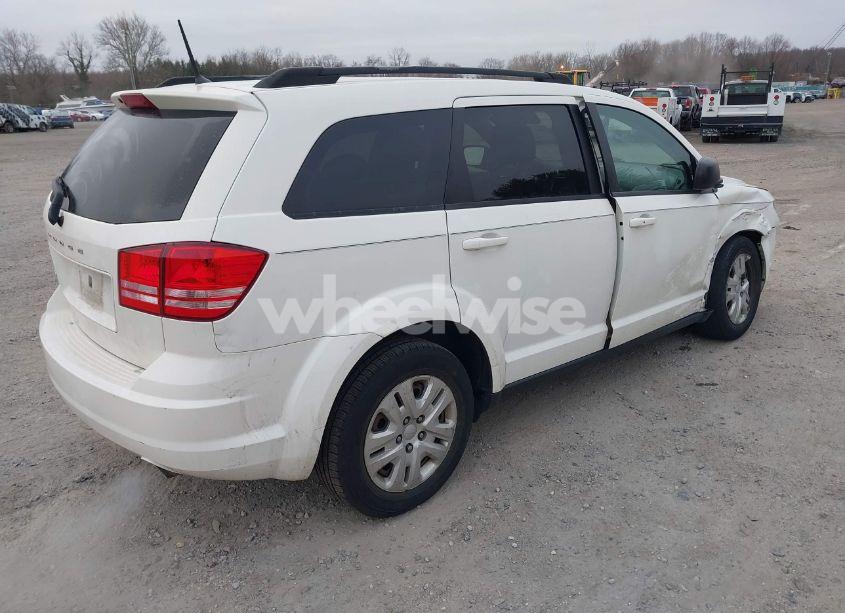 Photo 4 of 2018 Dodge Journey SE (VIN 3C4PDCAB6JT491005)