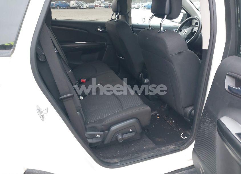 Photo 8 of 2018 Dodge Journey SE (VIN 3C4PDCAB6JT491005)