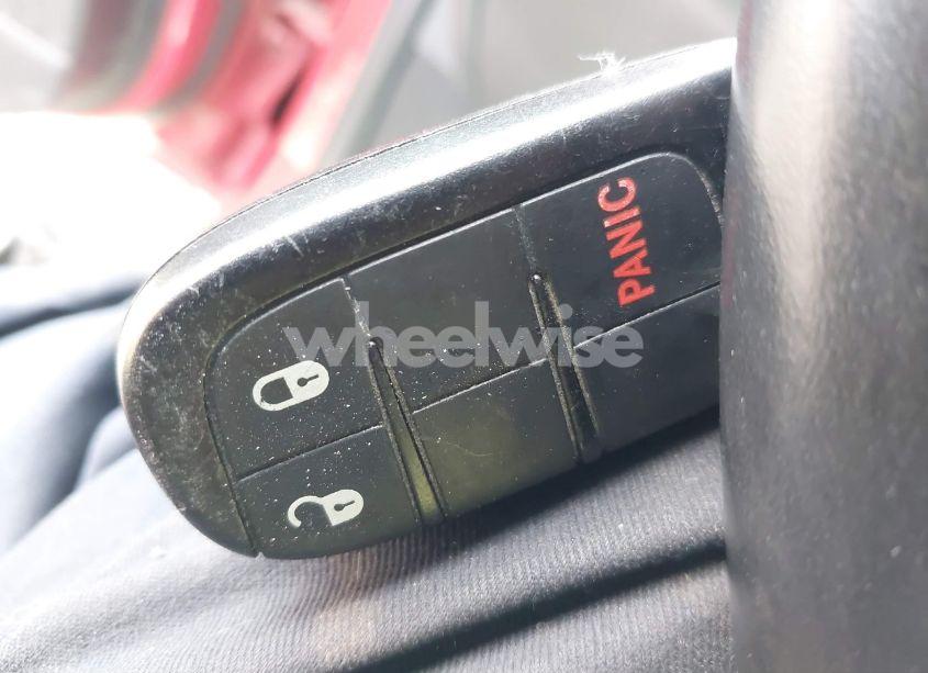 Photo 11 of 2018 Dodge Journey SE (VIN 3C4PDCAB6JT495961)