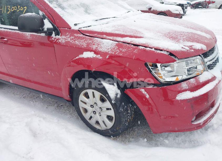 Photo 6 of 2018 Dodge Journey SE (VIN 3C4PDCAB6JT495961)