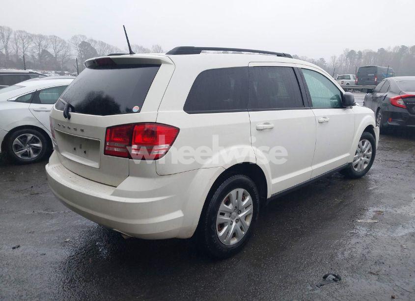 Photo 4 of 2018 Dodge Journey SE (VIN 3C4PDCAB6JT519417)