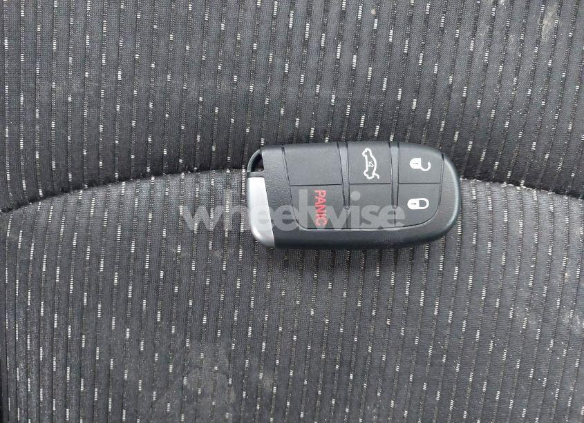 Photo 11 of 2018 Dodge Journey SE (VIN 3C4PDCAB6JT519613)