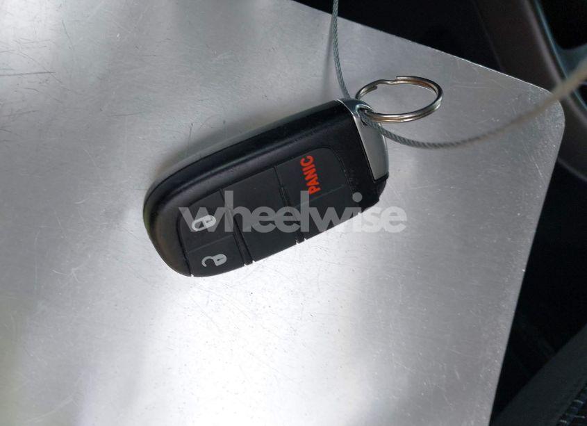 Photo 11 of 2018 Dodge Journey SE (VIN 3C4PDCAB6JT520874)