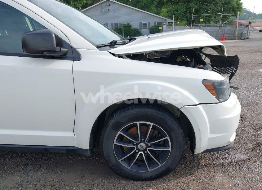 Photo 19 of 2018 Dodge Journey SE (VIN 3C4PDCAB6JT520874)
