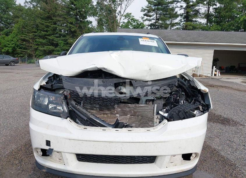 Photo 6 of 2018 Dodge Journey SE (VIN 3C4PDCAB6JT520874)