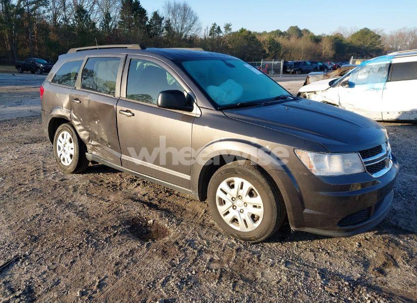 2020 Dodge Journey SE VALUE (VIN 3C4PDCAB6LT183495) main photo