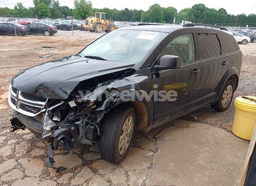 Photo 2 of 2020 Dodge Journey SE VALUE (VIN 3C4PDCAB6LT253884)