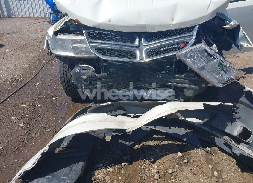 Photo 6 of 2014 Dodge Journey SE (VIN 3C4PDCAB7ET152629)