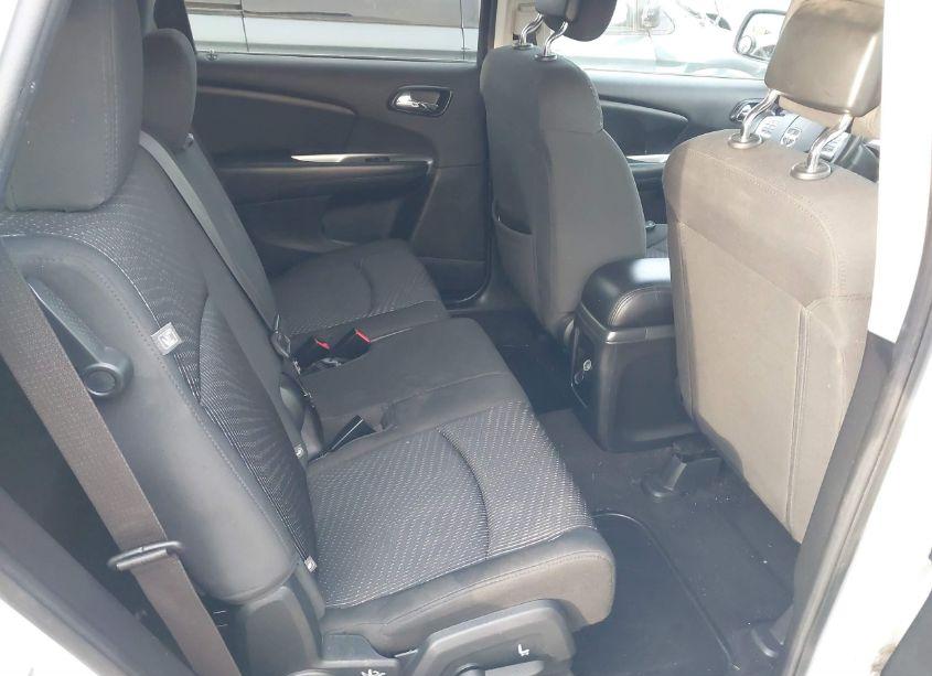 Photo 8 of 2016 Dodge Journey SE (VIN 3C4PDCAB7GT151970)