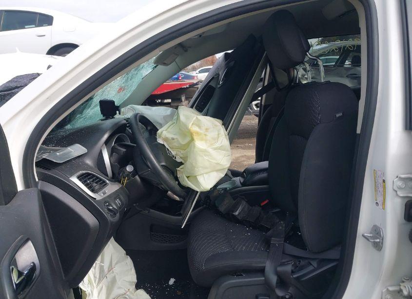 Photo 5 of 2016 Dodge Journey SE (VIN 3C4PDCAB7GT223394)