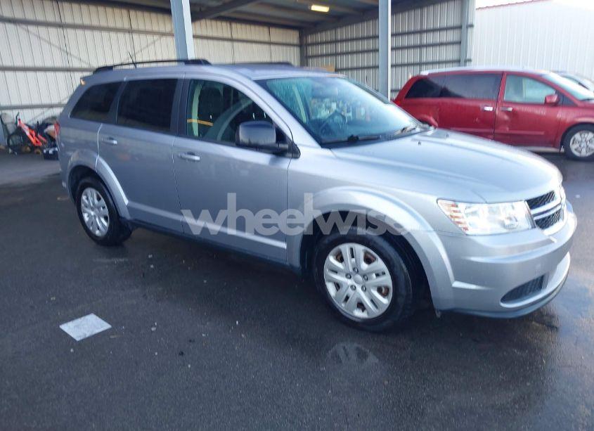 2016 Dodge Journey SE (VIN 3C4PDCAB7GT249994) main photo