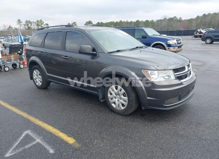 2016 Dodge Journey SE (VIN 3C4PDCAB7GT250031) main photo