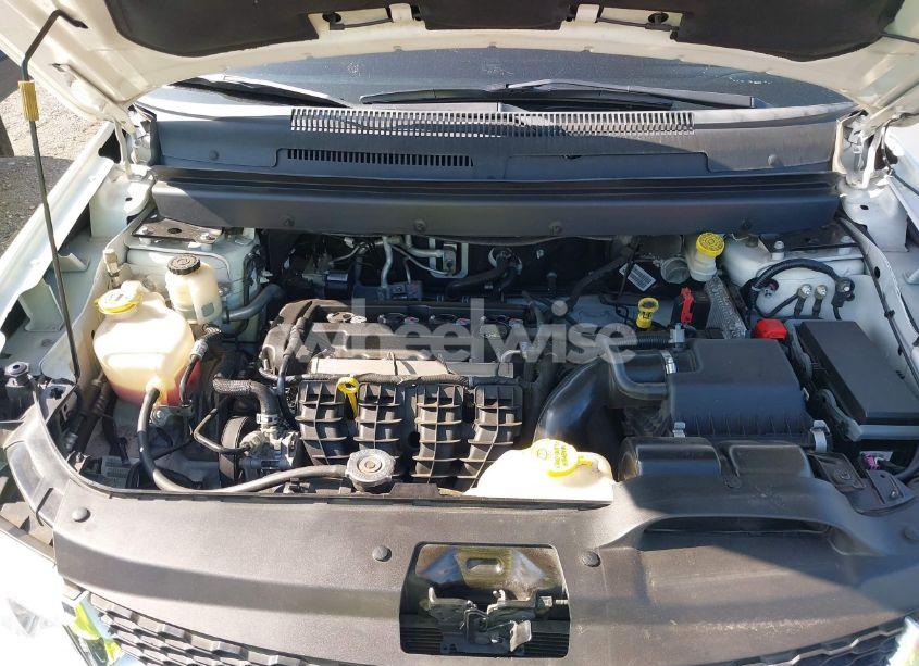 Photo 10 of 2016 Dodge Journey SE (VIN 3C4PDCAB7GT250112)