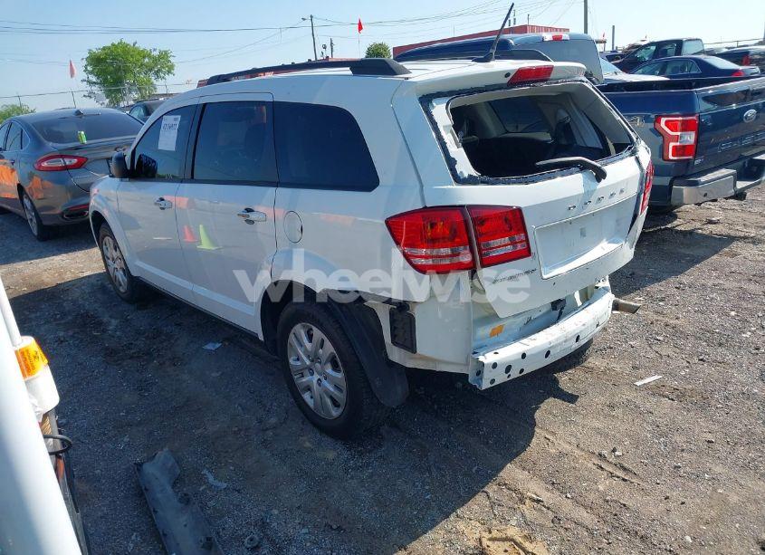 Photo 3 of 2016 Dodge Journey SE (VIN 3C4PDCAB7GT250112)