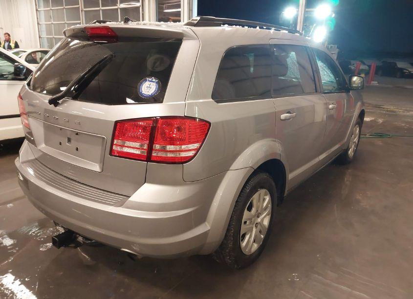 Photo 4 of 2017 Dodge Journey SE (VIN 3C4PDCAB7HT507335)