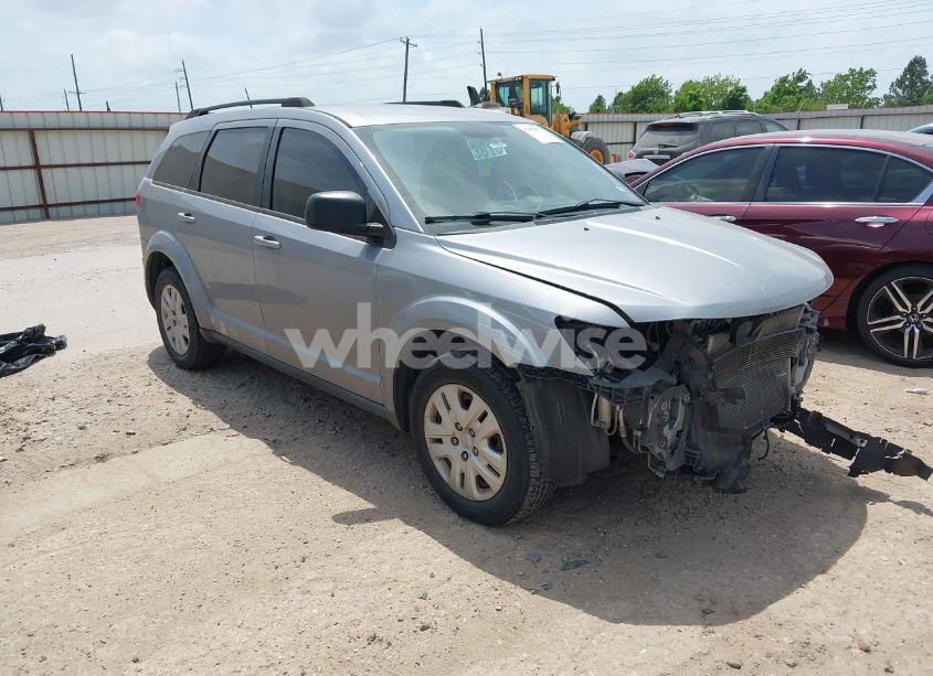 2017 Dodge Journey SE (VIN 3C4PDCAB7HT519663) main photo