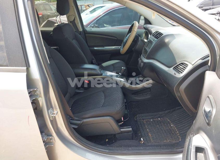 Photo 5 of 2017 Dodge Journey SE (VIN 3C4PDCAB7HT519663)