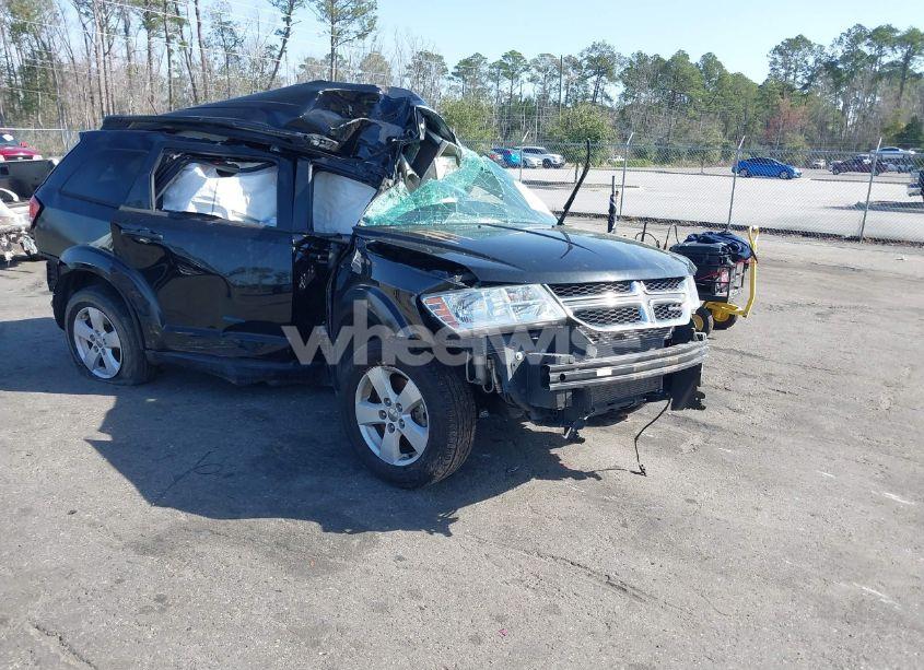 2017 Dodge Journey SE (VIN 3C4PDCAB7HT552131) main photo