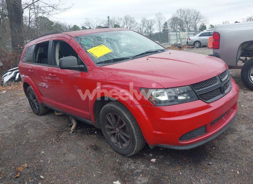 2017 Dodge Journey SE (VIN 3C4PDCAB7HT573139) main photo