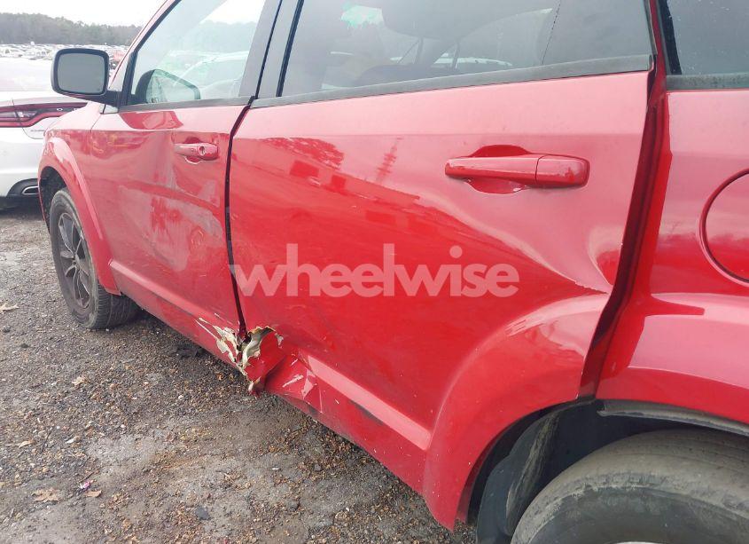 Photo 6 of 2017 Dodge Journey SE (VIN 3C4PDCAB7HT573139)