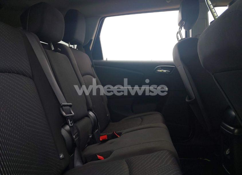 Photo 8 of 2017 Dodge Journey SE (VIN 3C4PDCAB7HT573139)