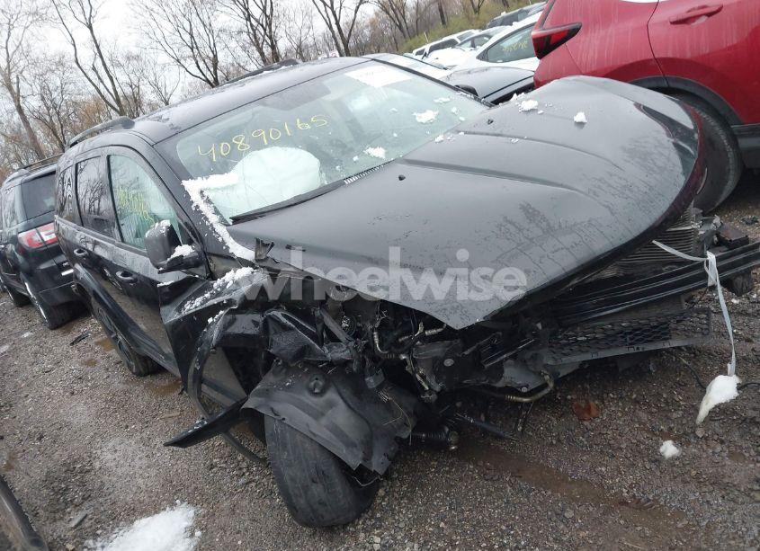 2017 Dodge Journey SE (VIN 3C4PDCAB7HT573755) main photo