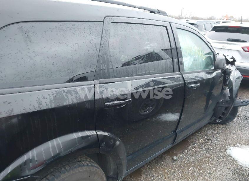 Photo 13 of 2017 Dodge Journey SE (VIN 3C4PDCAB7HT573755)