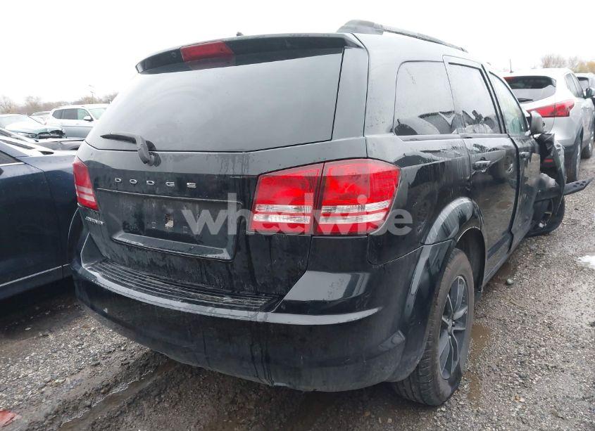 Photo 4 of 2017 Dodge Journey SE (VIN 3C4PDCAB7HT573755)