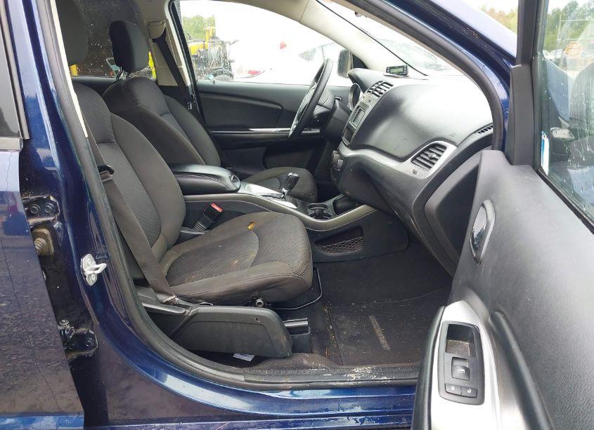 Photo 5 of 2017 Dodge Journey SE (VIN 3C4PDCAB7HT676089)