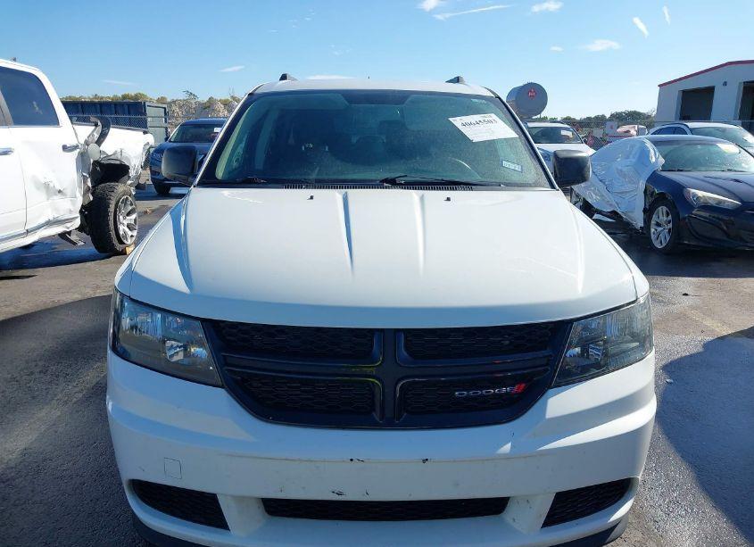 Photo 6 of 2017 Dodge Journey SE (VIN 3C4PDCAB7HT683589)
