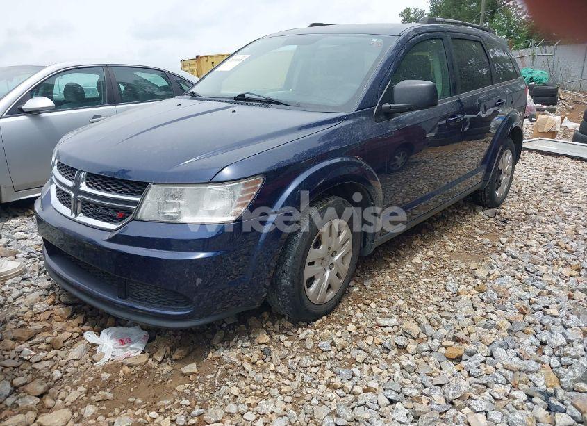 Photo 2 of 2017 Dodge Journey SE (VIN 3C4PDCAB7HT691501)