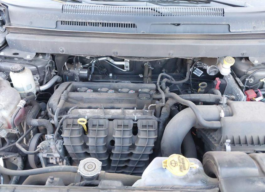 Photo 10 of 2018 Dodge Journey SE (VIN 3C4PDCAB7JT242812)