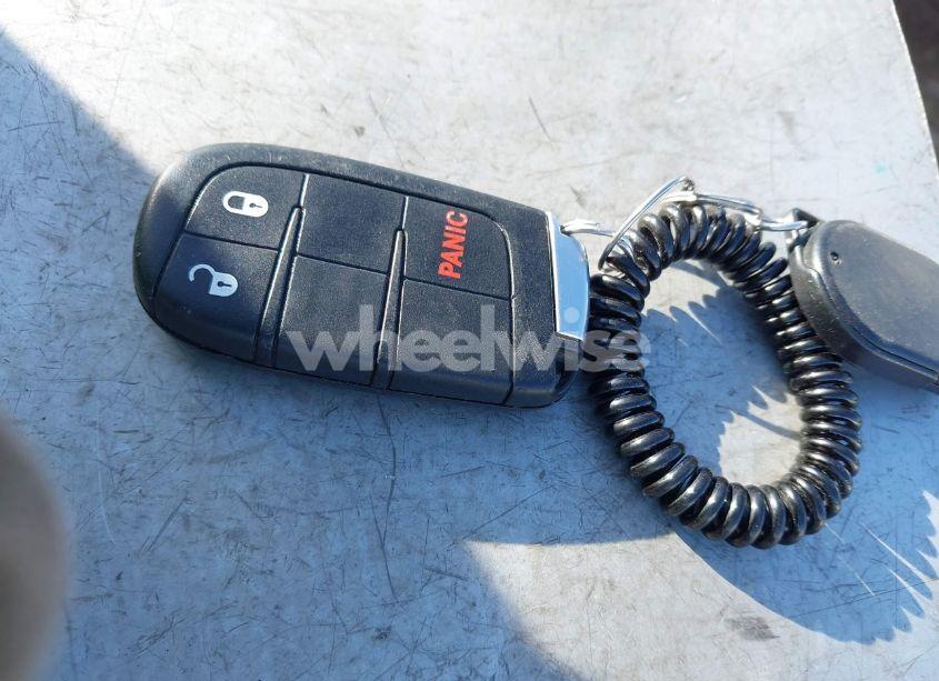 Photo 11 of 2018 Dodge Journey SE (VIN 3C4PDCAB7JT274269)