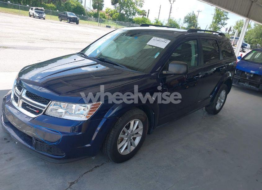 Photo 2 of 2018 Dodge Journey SE (VIN 3C4PDCAB7JT276152)