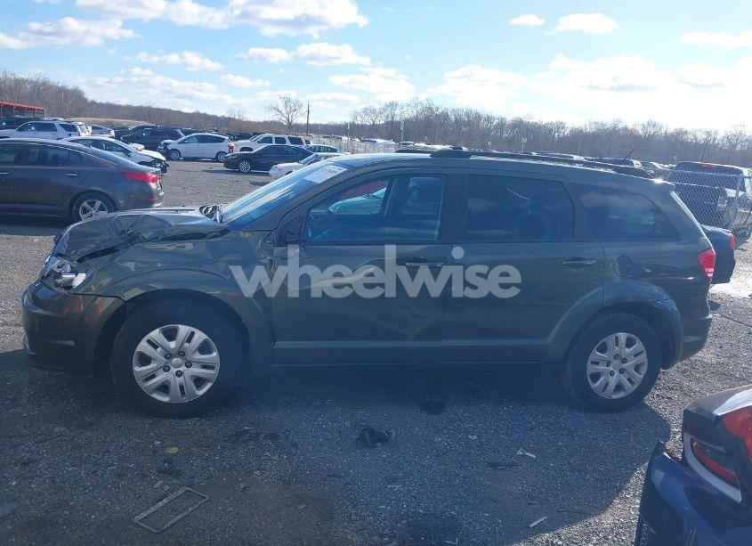 Photo 15 of 2018 Dodge Journey SE (VIN 3C4PDCAB7JT295624)