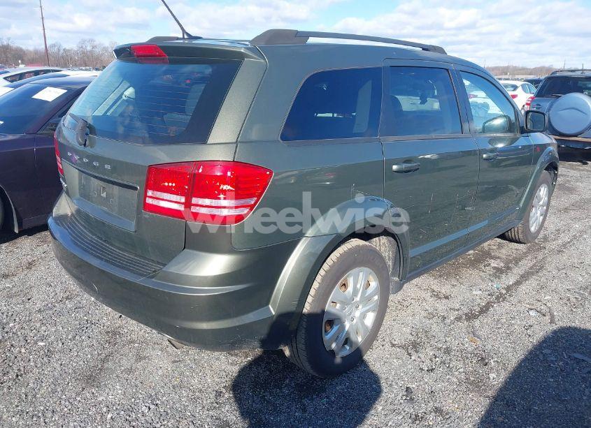 Photo 4 of 2018 Dodge Journey SE (VIN 3C4PDCAB7JT295624)