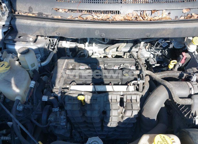 Photo 10 of 2018 Dodge Journey SE (VIN 3C4PDCAB7JT382066)