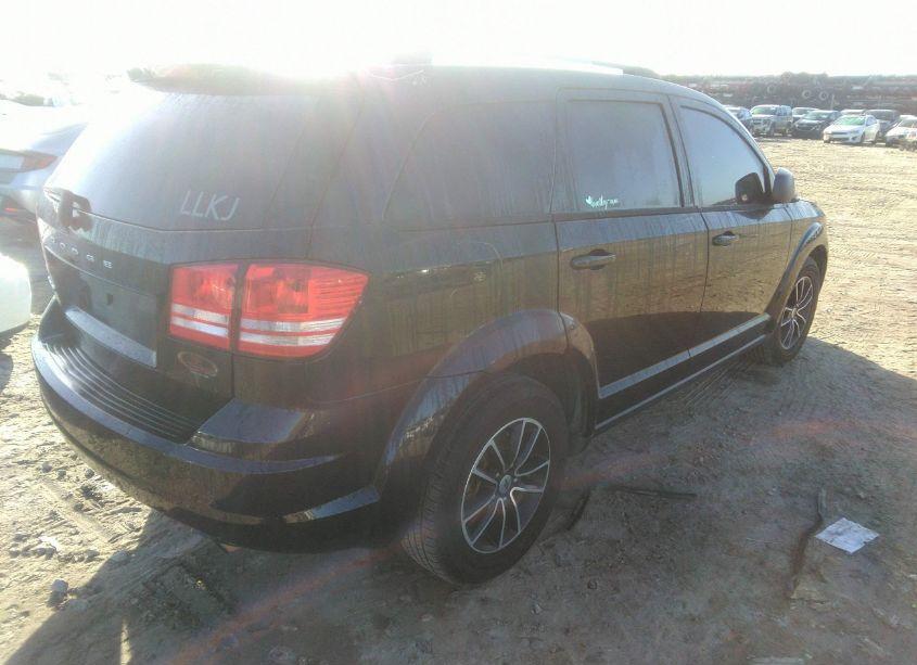 Photo 4 of 2018 Dodge Journey SE (VIN 3C4PDCAB7JT383282)