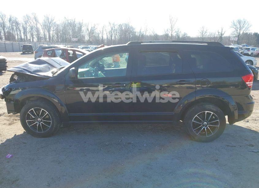 Photo 13 of 2018 Dodge Journey SE (VIN 3C4PDCAB7JT466727)