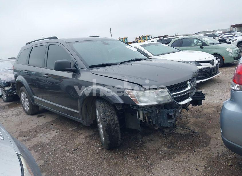 2018 Dodge Journey SE (VIN 3C4PDCAB7JT511780) main photo