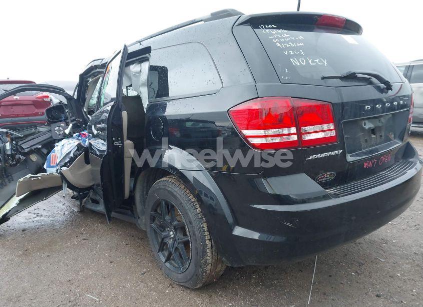 Photo 3 of 2019 Dodge Journey SE VALUE PACKAGE (VIN 3C4PDCAB7KT868541)