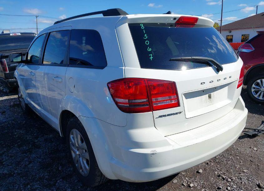 Photo 3 of 2016 Dodge Journey SE (VIN 3C4PDCAB8GT171614)