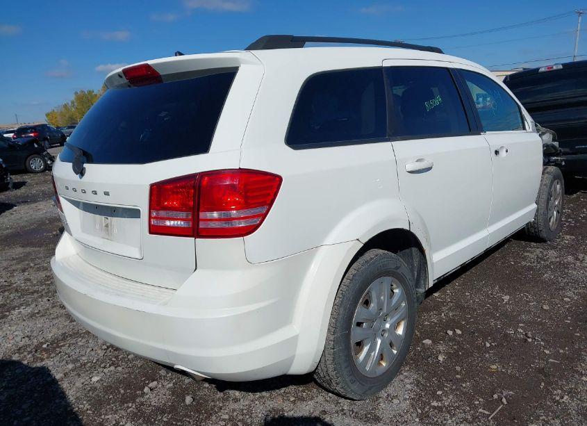 Photo 4 of 2016 Dodge Journey SE (VIN 3C4PDCAB8GT171614)