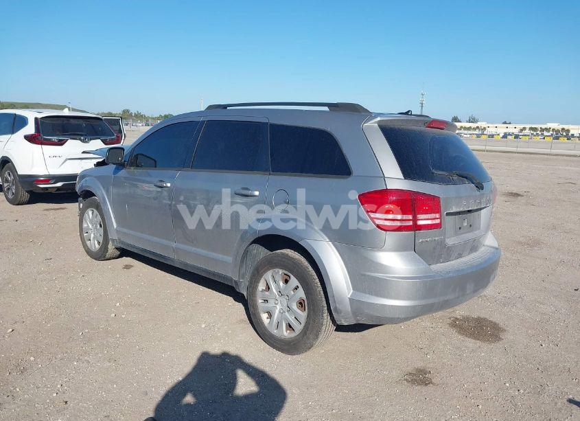 Photo 3 of 2016 Dodge Journey SE (VIN 3C4PDCAB8GT241337)