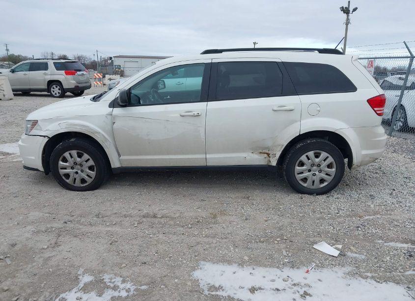 Photo 14 of 2017 Dodge Journey SE (VIN 3C4PDCAB8HT507456)
