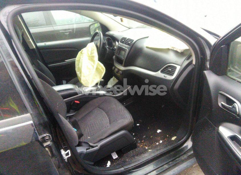 Photo 5 of 2017 Dodge Journey SE (VIN 3C4PDCAB8HT602390)