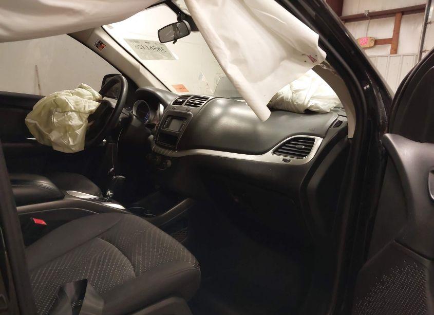 Photo 5 of 2018 Dodge Journey SE (VIN 3C4PDCAB8JT242608)