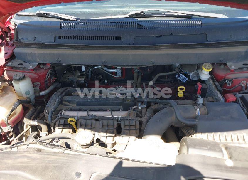 Photo 10 of 2018 Dodge Journey SE (VIN 3C4PDCAB8JT253687)