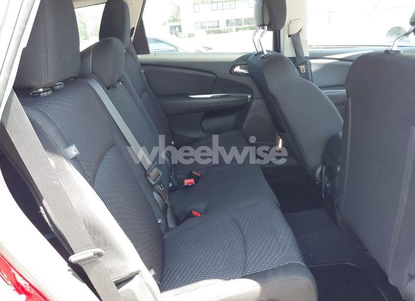 Photo 8 of 2018 Dodge Journey SE (VIN 3C4PDCAB8JT253687)